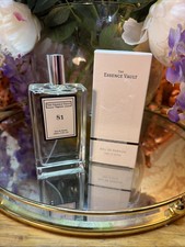 The Essence Vault Perfume 81